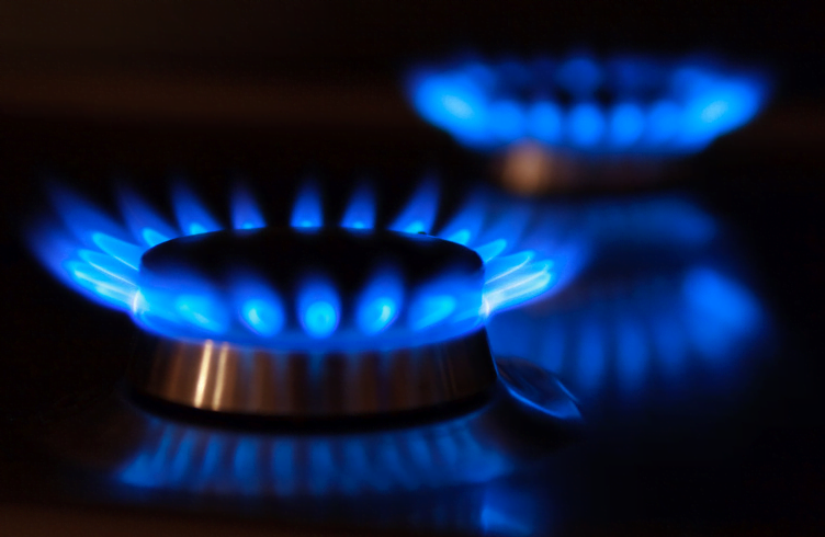 Consumatorii vor plăti mai puțin pentru gazele naturale, începând cu această toamnă